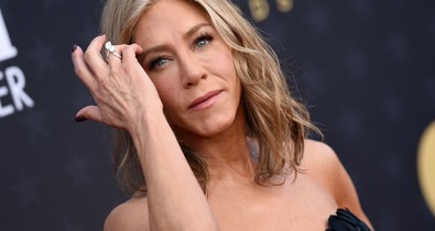Jennifer Aniston legmerészebb szettjei 10 fotón - felkészültél?