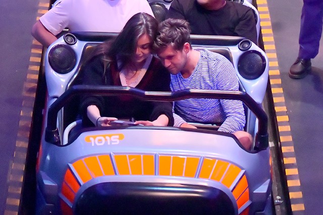 Hailee Steinfeld Niall Horan Disneyland