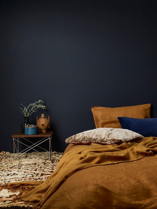 Tipp: Poli-Farbe Platinum Decor kék pázsitviola (D70K).