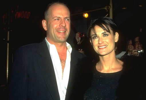 8 csodaszép fotó a Bruce Willis és Demi Moore párosról, ami tökéletesen bizonyítja, hogy a szeretetnek nincsenek határai