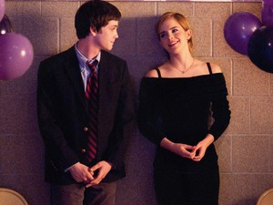 A magányt szereted, vagy legszívesebben inkább mindig társaságban pörögnél? Te hogyan működsz?