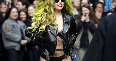 Újra itt a régi Gaga