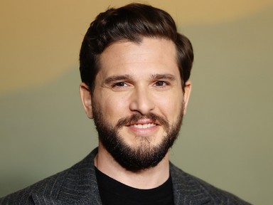 Budapesten járt a Trónok harca sztárja, Kit Harington reggelizni tért be egy kávézóba