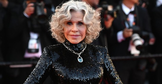 A 88 éves Jane Fonda királynőként ragyog a cannes-i filmfesztivál vörös szőnyegén, igazi kortalan szépség