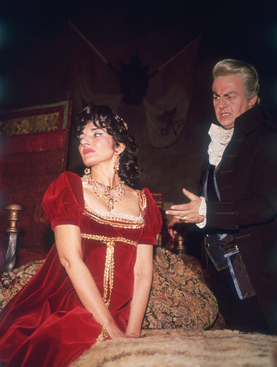 Maria Callas és Tito Gobbi a Franco Zeffirelli rendezte Toscában a londoni Covent Gardenben (1964)