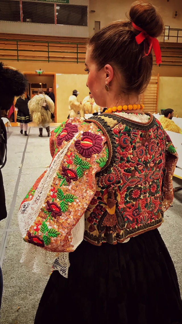 Milyen is valóján a mohácsi busójárás? Dombai Laura megmutatja közelről