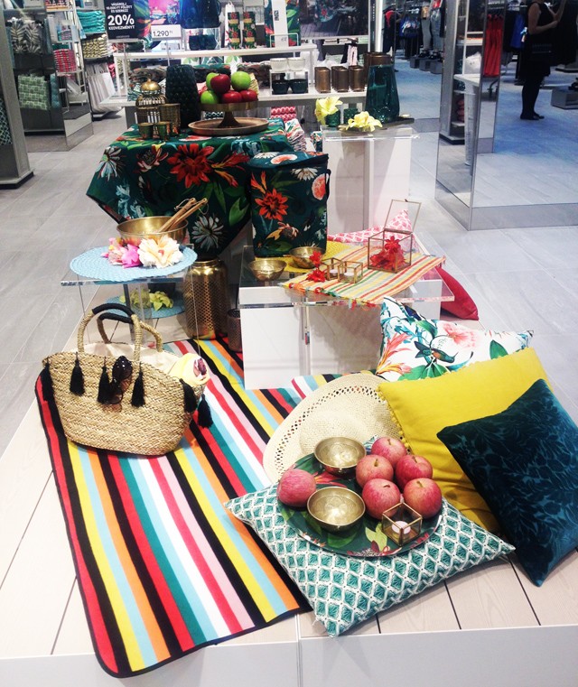 Átvirrasztott éjszaka, hatalmas parti és óriási nyeremények - Megnyitott a legnagyobb és legszuperebb H&M