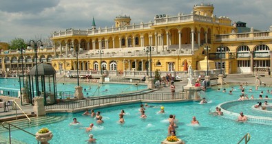 Megint a Széchenyi fürdőtől vannak elájulva az amerikai magazinnál! Videó!