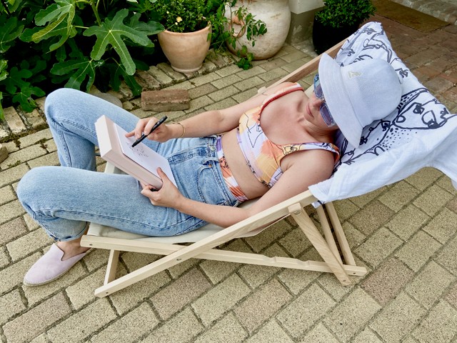 Nagyon irigyeljük Oláh Anna mai programját