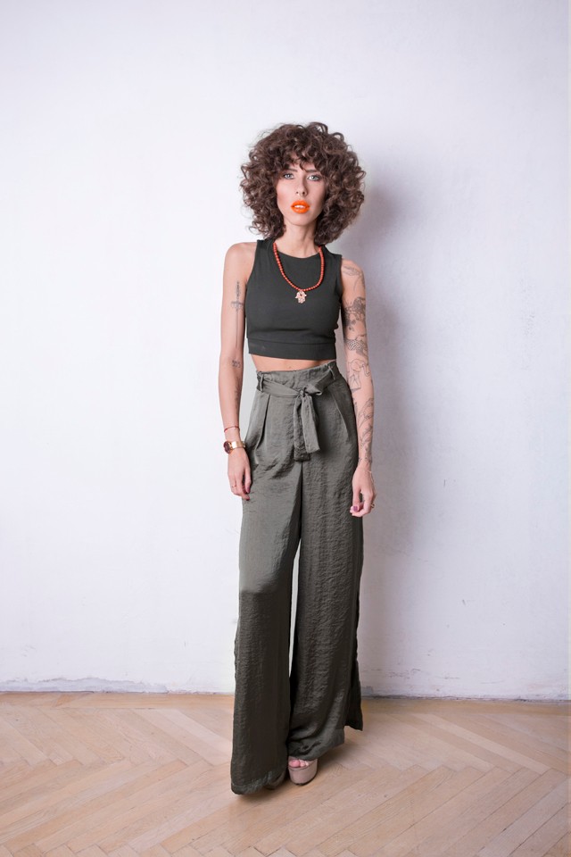 Cinthya Dictator spirituális szettet választott hétfőre