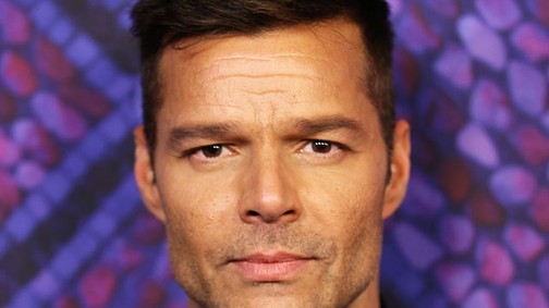 Ricky Martin pornóbajuszt növesztett és teljesen össze fogsz tőle zavarodni!