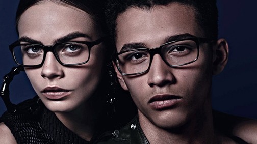Cara Delevingne mindenkit megnevel az új Balmain kampánnyal