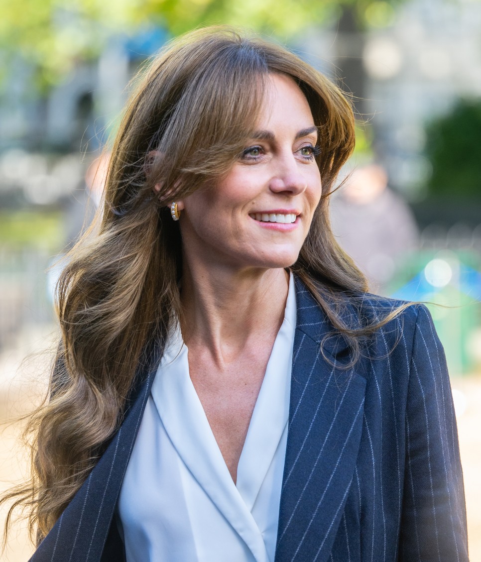 Katalin hercegné fodrászai pontosan tudják, hogyan kell úgy hajat vágni, hogy az a lehető legdúsabb formájában tündökölhessen