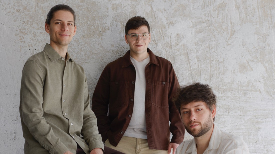 A három testvér nagyapjuk munkásságát és szakértelmét viszi tovább kozmetikai vállalatukban