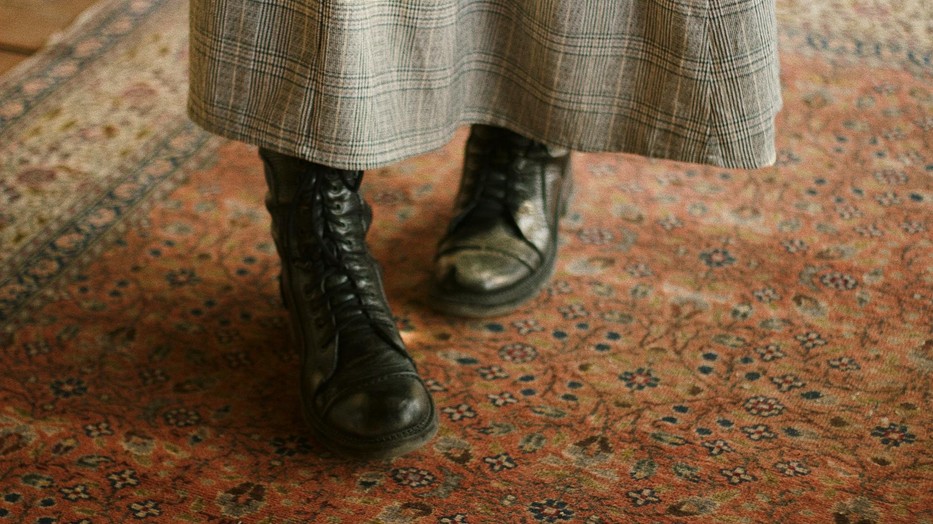 A népszerű márkák terén megkerülhetetlen a stílus és a minőség évtizedek óta tartó szimbóluma, a Dr. Martens.