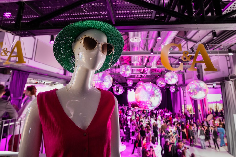 A C&A sikkes tavasz-nyári kollekciója is nagy sikert aratott a helyszínen