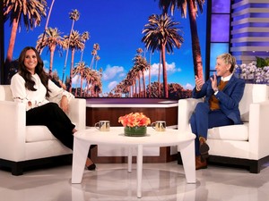 Meghan Markle elképesztően kínos helyzetbe keveredett, erre a vicces dologra csakis Ellen DeGeneres tudta rávenni