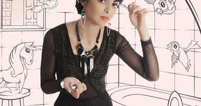 Átlagos emberek, átlagos helyzetek - különleges ruhák