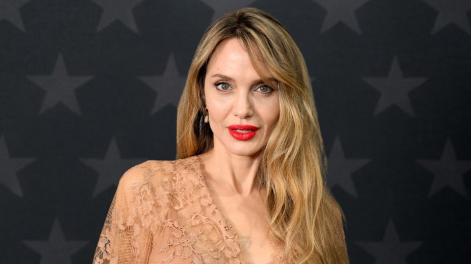 Angelina Jolie gyermekei biztonságát tartotta legfontosabbnak