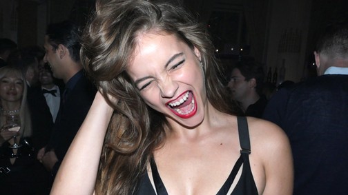 Jó ég! Látnod kell milyen dögös volt Palvin Barbi a sztároktól hemzsegő partin