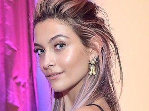 Paris Jackson kiviharzott a Dior bemutatójáról és nagyon jó oka volt rá!