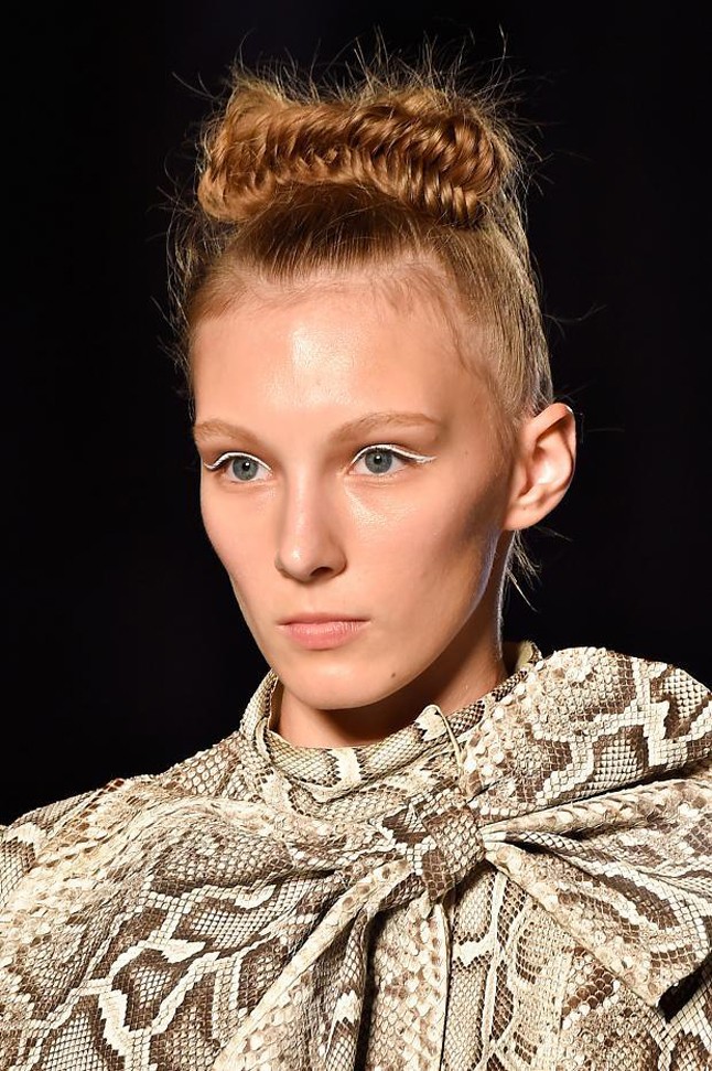 Sáfrán Bogi - Aigner smink