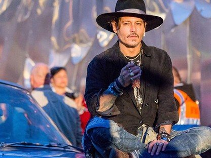 Johnny Depp megyilkolná Donald Trumpot!