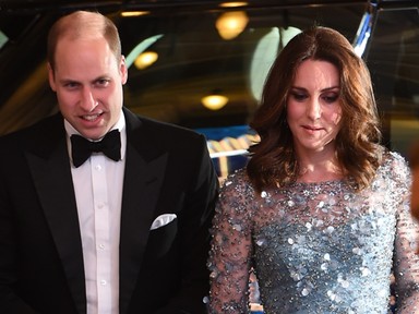 Őrület! Vilmos bemutatja a gyalog galoppot, Kate Middleton szakad a nevetéstől