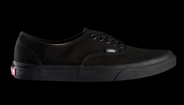 VANS cipő 17 990 Ft garagestore.hu