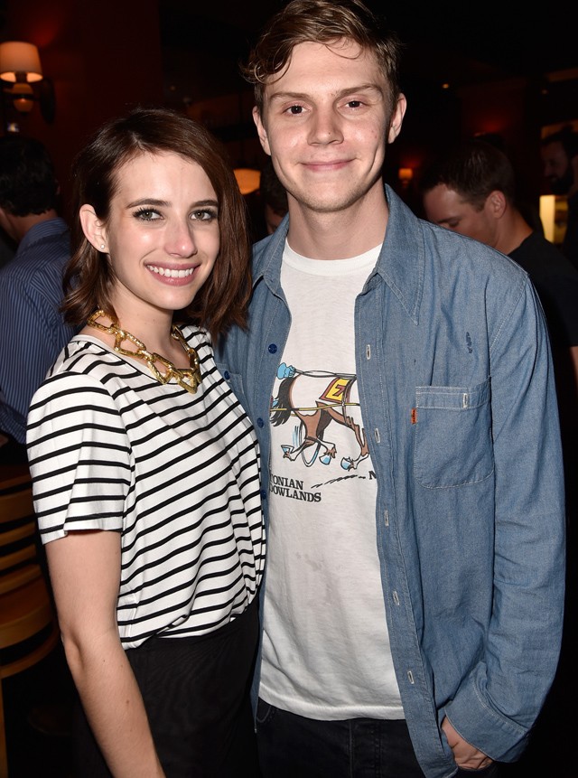 Hűha: Emma Roberts szakított vőlegényével és már össze is jött a jóképű színésszel