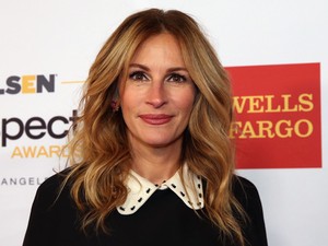 Tátva marad a szád, ha meglátod Julia Roberts első Golden Globe ruháját