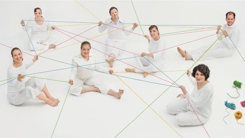 Neves művészek adnak koncertet a Budapesten a Baltazár Színház javára