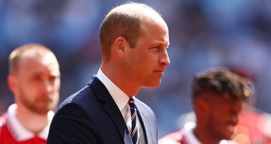 Vilmos herceg megtisztelő feladatot kapott Károly királytól