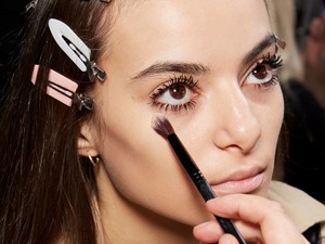 3 kihagyhatatlan szempillaspirál a GLAMOUR-napokon, ha égig érő pillákra vágysz