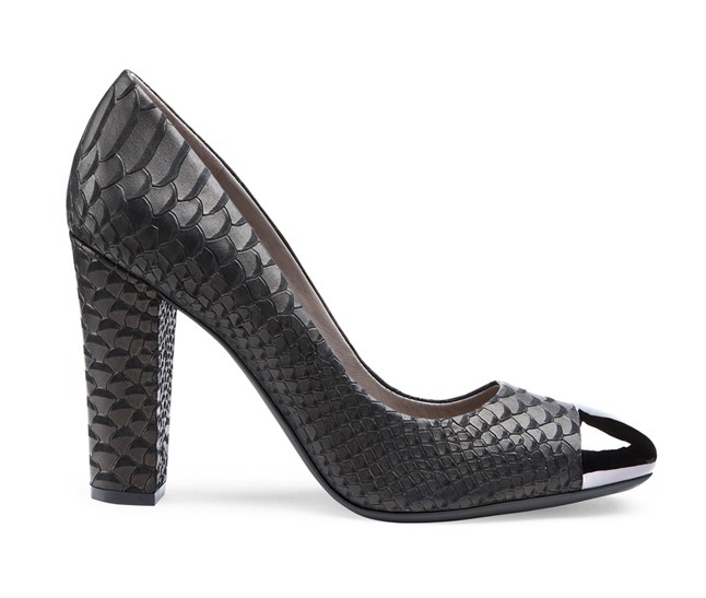 Fekete magassarkú GEOX 42990 Ft, GLAMOUR-napokon 34392 Ft