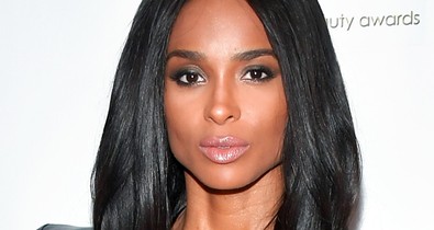 Ciara egy brazil istennő bőrébe bújt a riói karneválon