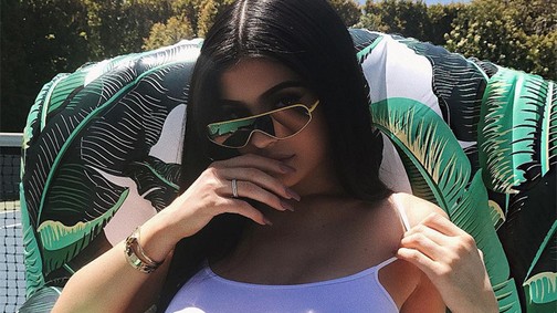 Kylie Jenner napszemüveget tervez, máris zseniálisnak ígérkezik