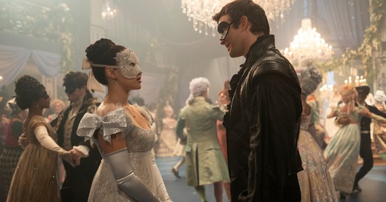 A Bridgerton 4. évadának első fele varázslatos, csak épp az igaz szerelmet hagyták ki belőle