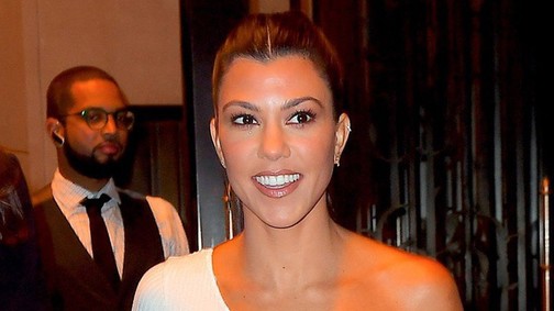 Vége: Kourtney Kardashian abbahagyta - kezd vége lenni a mentestrendnek