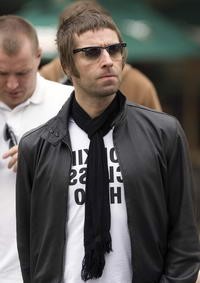 rex-liam-gallagher-200x-d000029484858a74fd941.jpg