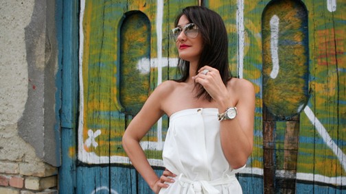 Sabira csodafegyvere: az overál