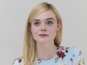Elolvadsz, annyira cuki Elle Fanning kutyusos ruhája