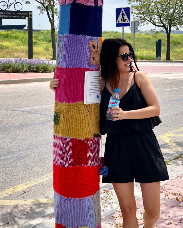 Nézd, milyen csodálatos helyen nyaral Lola!