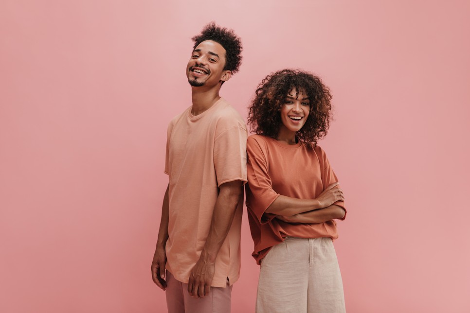 Te meg ő összetartoztok, befejezi a mondataidat, felvidít, otthont teremtetek egymásnak, illetve ott vagytok otthon, ahol a másik van