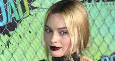 Margot Robbie drámai megjelenése unikornissal