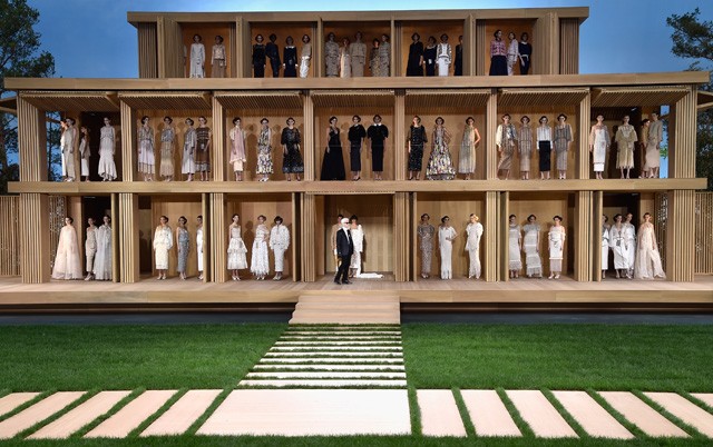 2016 Tavasz/Nyár Haute Couture kollekció