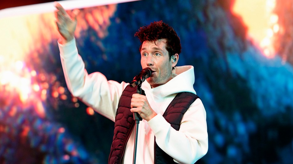 „Mind küzdünk olyan narratívákkal a fejünkben, amelyek nem válnak a hasznunkra” - interjú a Bastille zenekar tagjaival