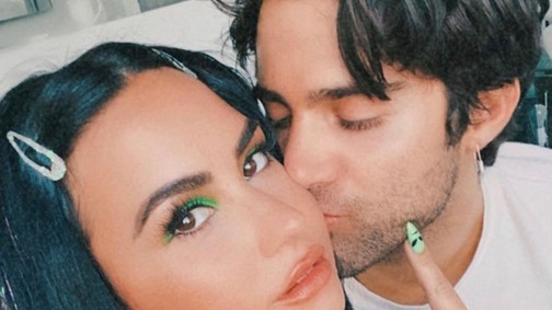 Micsoda tempó! Megkérték Demi Lovato kezét