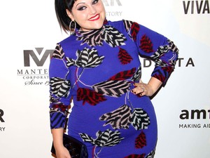 Beth Ditto nagy mintákban és élénk színekben