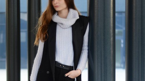 Üzleti ebédhez öltözött ma Veronika